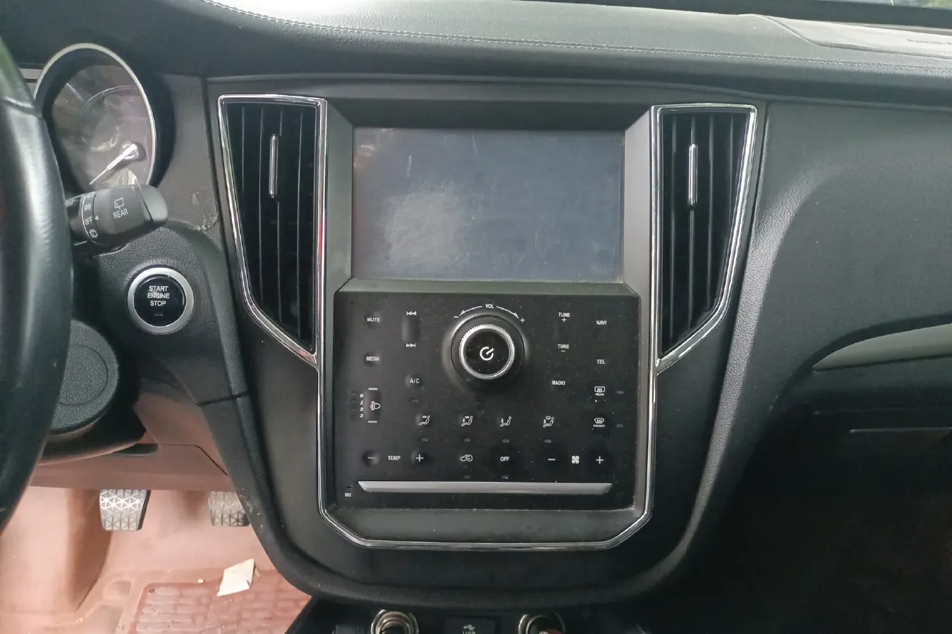 2016 Zotye SR7 1.5T 150HP L4 5MT,autocango,china used car exporter,china ev exporter,chinese used car exporter,chinese used ev exporter