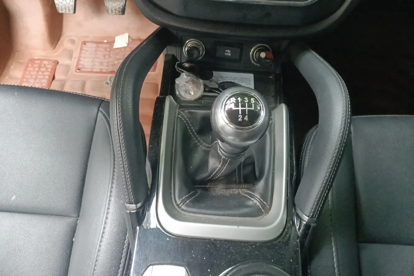 2016 Zotye SR7 1.5T 150HP L4 5MT,autocango,china used car exporter,china ev exporter,chinese used car exporter,chinese used ev exporter