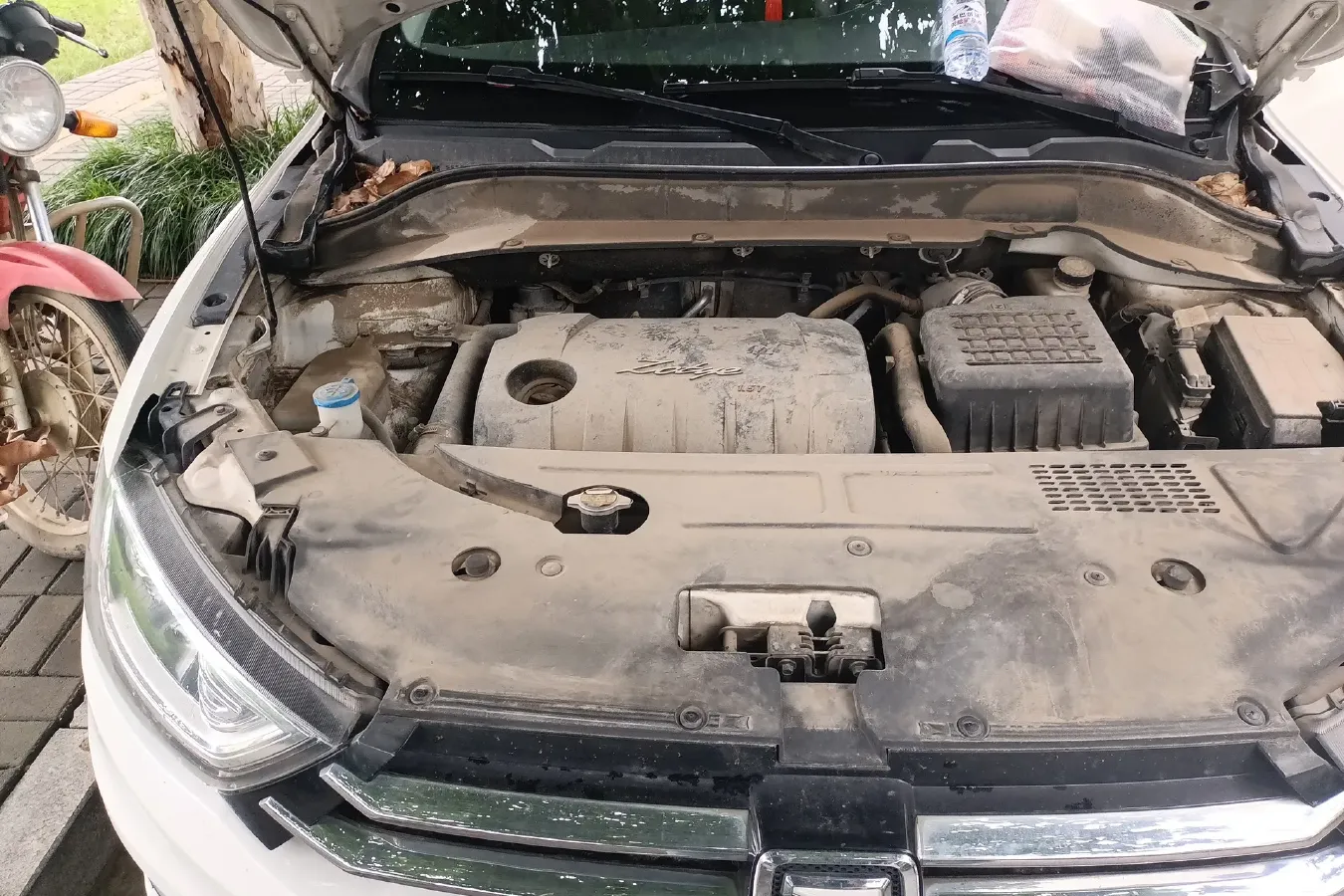 2016 Zotye SR7 1.5T 150HP L4 5MT,autocango,china used car exporter,china ev exporter,chinese used car exporter,chinese used ev exporter