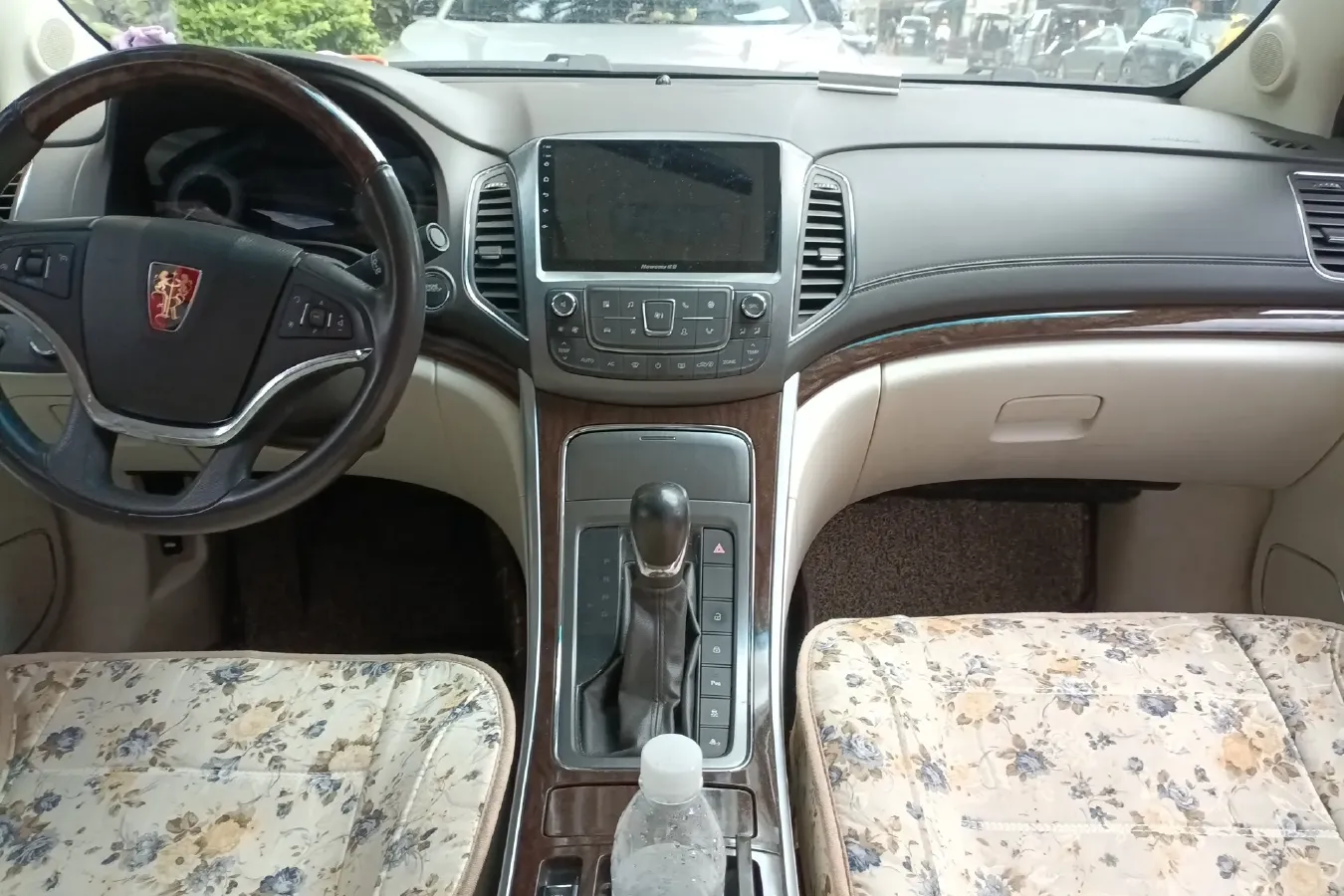 2017 Roewe 950 2.0T 220HP L4 6DCT,autocango,china used car exporter,china ev exporter,chinese used car exporter,chinese used ev exporter