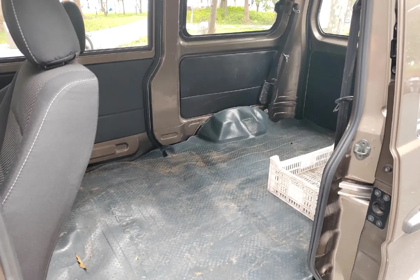 2015 ChangAn Kaicene ZhiXing 3 1.2L 98HP L4 5MT,autocango,china used car exporter,china ev exporter,chinese used car exporter,chinese used ev exporter