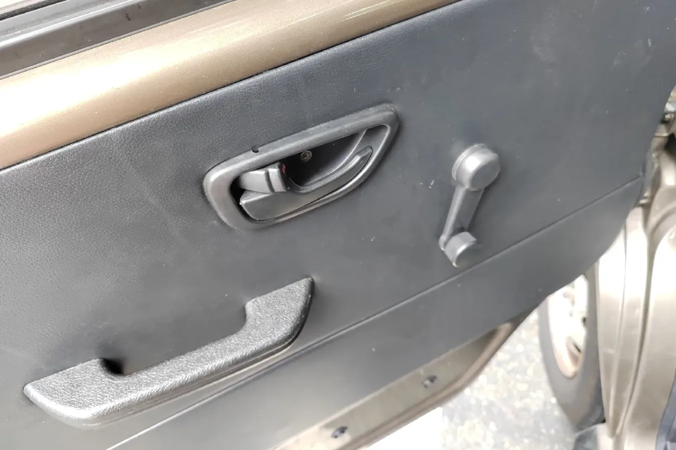 2015 ChangAn Kaicene ZhiXing 3 1.2L 98HP L4 5MT,autocango,china used car exporter,china ev exporter,chinese used car exporter,chinese used ev exporter