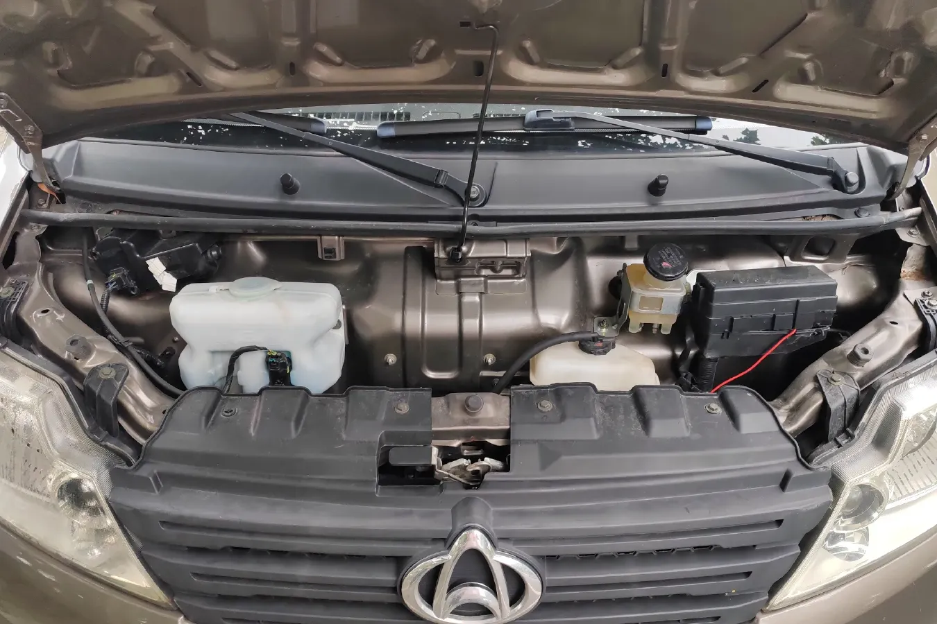 2015 ChangAn Kaicene ZhiXing 3 1.2L 98HP L4 5MT,autocango,china used car exporter,china ev exporter,chinese used car exporter,chinese used ev exporter