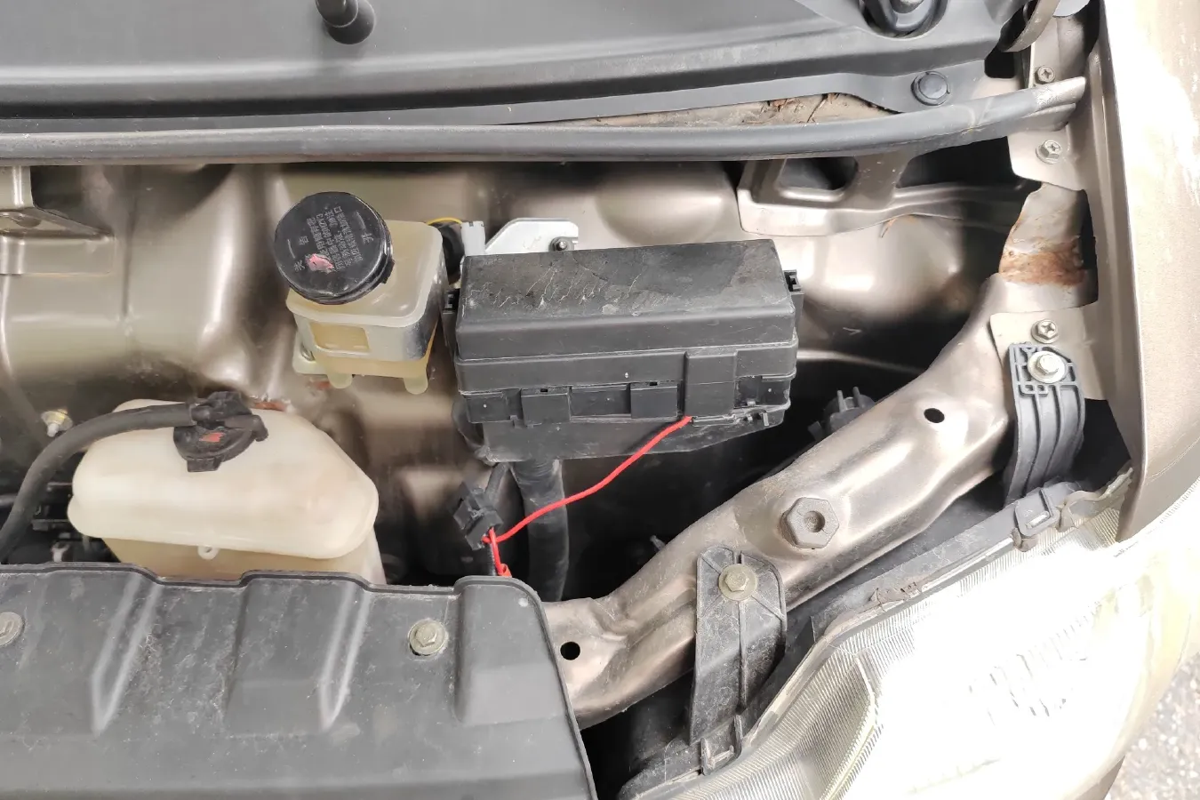 2015 ChangAn Kaicene ZhiXing 3 1.2L 98HP L4 5MT,autocango,china used car exporter,china ev exporter,chinese used car exporter,chinese used ev exporter