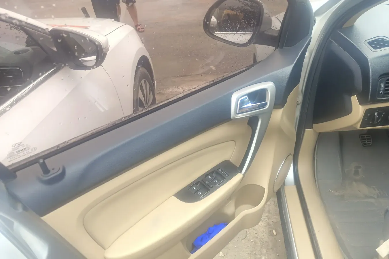 2010 Chery A3 1.6L 126HP L4 5MT,autocango,china used car exporter,china ev exporter,chinese used car exporter,chinese used ev exporter