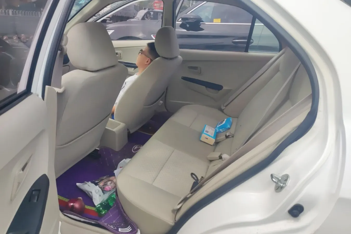 2015 Soueast V3 1.5L 120HP L4 5MT,autocango,china used car exporter,china ev exporter,chinese used car exporter,chinese used ev exporter