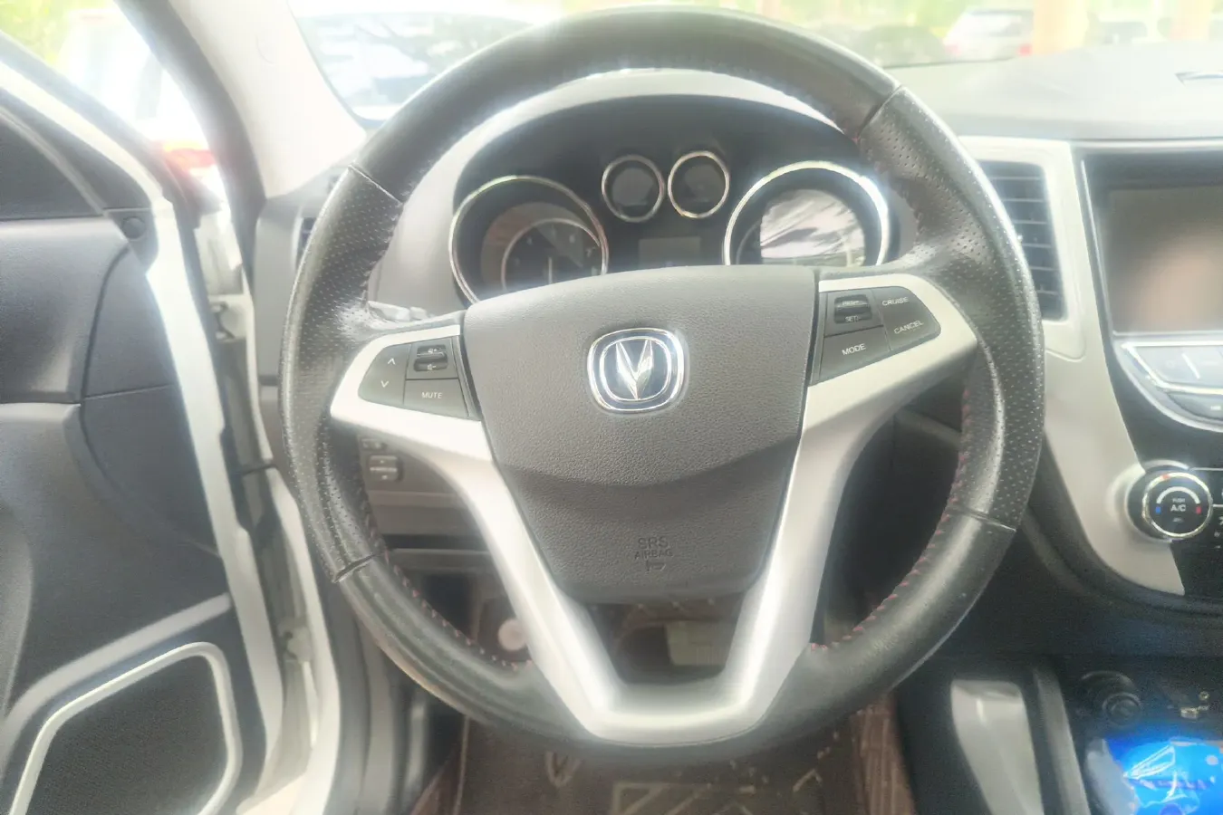 2016 ChangAn CS35 1.6L 125HP L4 4AT,autocango,china used car exporter,china ev exporter,chinese used car exporter,chinese used ev exporter