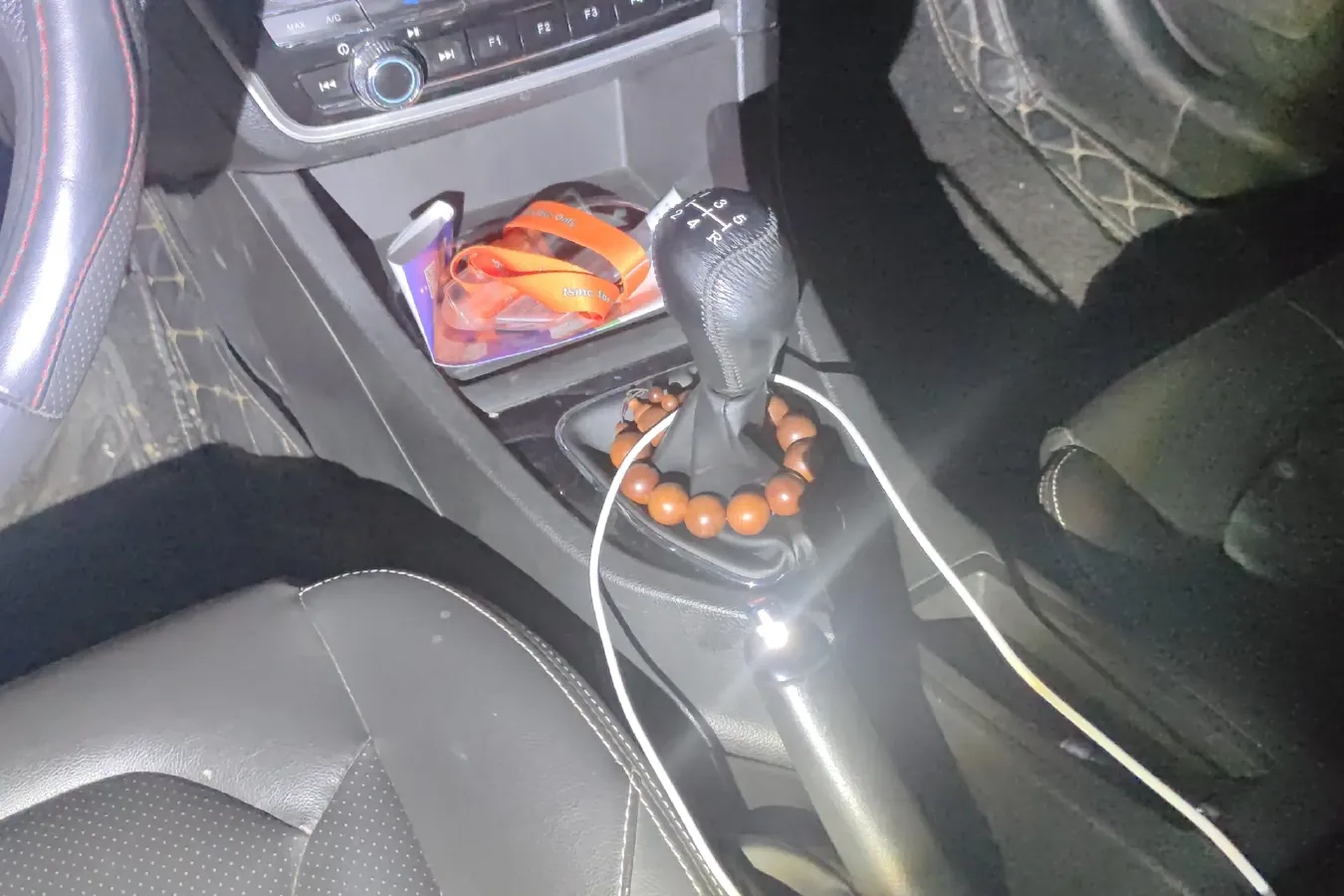 2015 Soueast V5 1.5L 120HP L4 5MT,autocango,china used car exporter,china ev exporter,chinese used car exporter,chinese used ev exporter