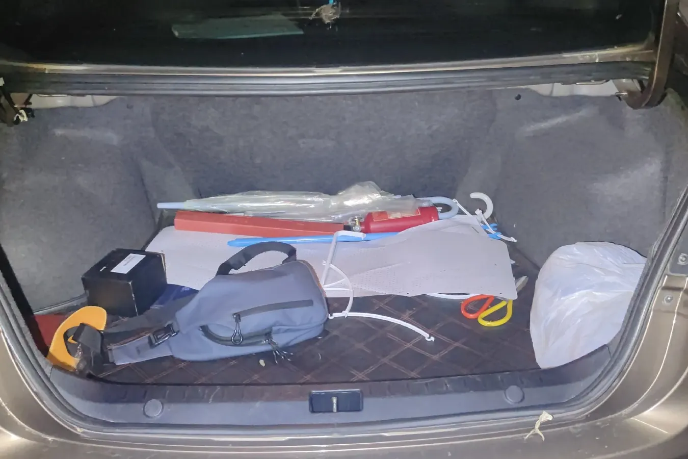 2015 Soueast V5 1.5L 120HP L4 5MT,autocango,china used car exporter,china ev exporter,chinese used car exporter,chinese used ev exporter