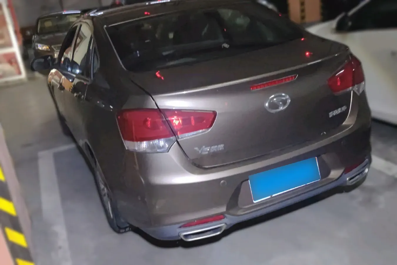 2015 Soueast V5 1.5L 120HP L4 5MT,autocango,china used car exporter,china ev exporter,chinese used car exporter,chinese used ev exporter