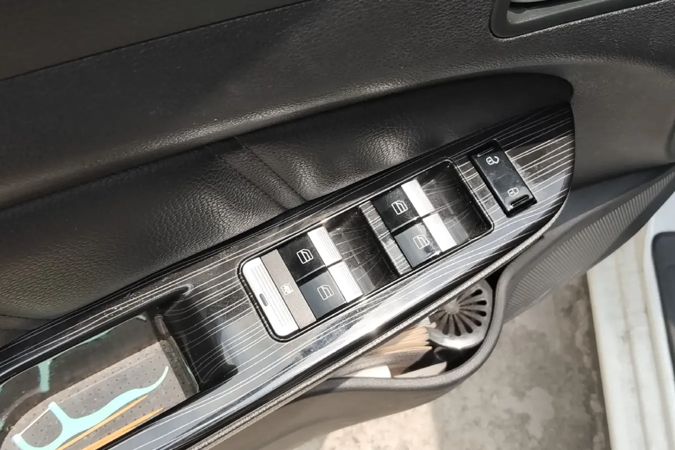 2018 LiFan 650EV BEV 43.1KWH,autocango,china used car exporter,china ev exporter,chinese used car exporter,chinese used ev exporter