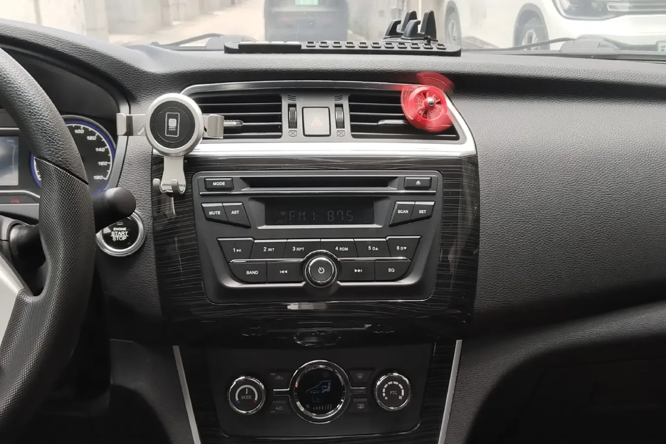 2018 LiFan 650EV BEV 43.1KWH,autocango,china used car exporter,china ev exporter,chinese used car exporter,chinese used ev exporter