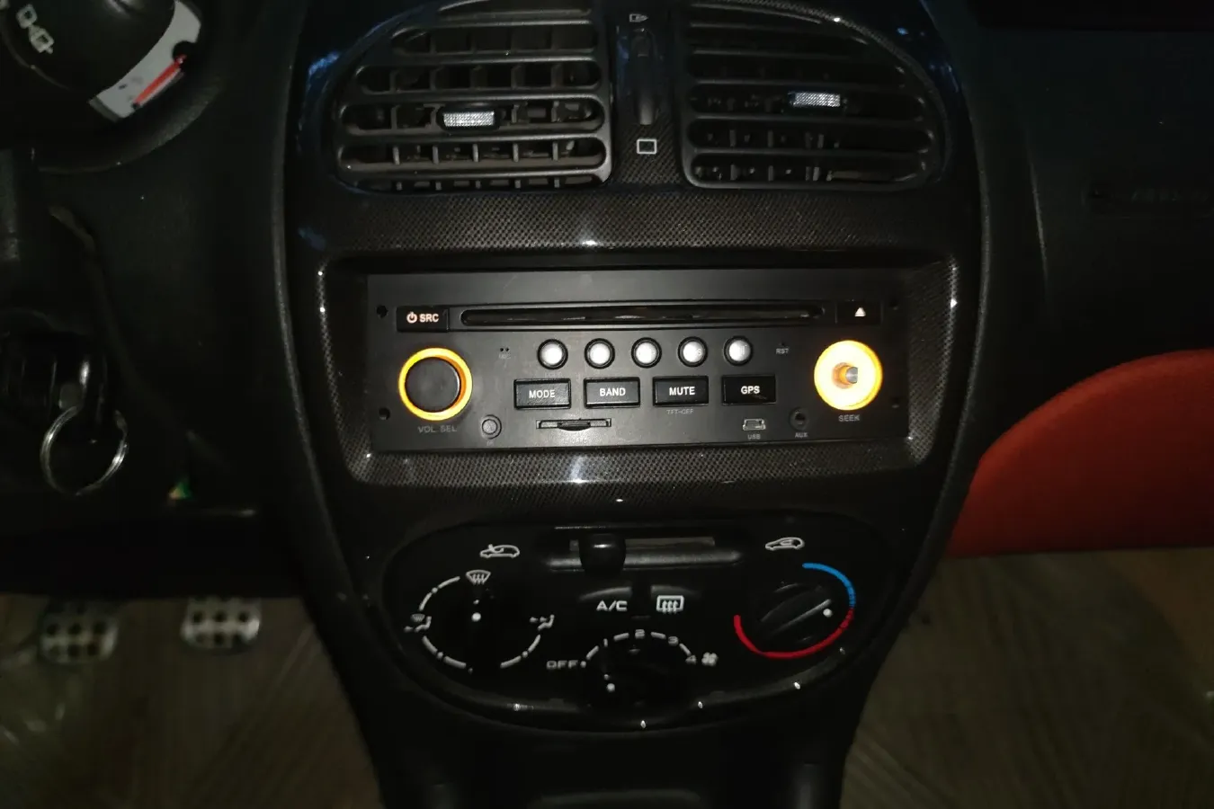 2012 Citroen C2 1.4L 76HP L4 5MT,autocango,china used car exporter,china ev exporter,chinese used car exporter,chinese used ev exporter