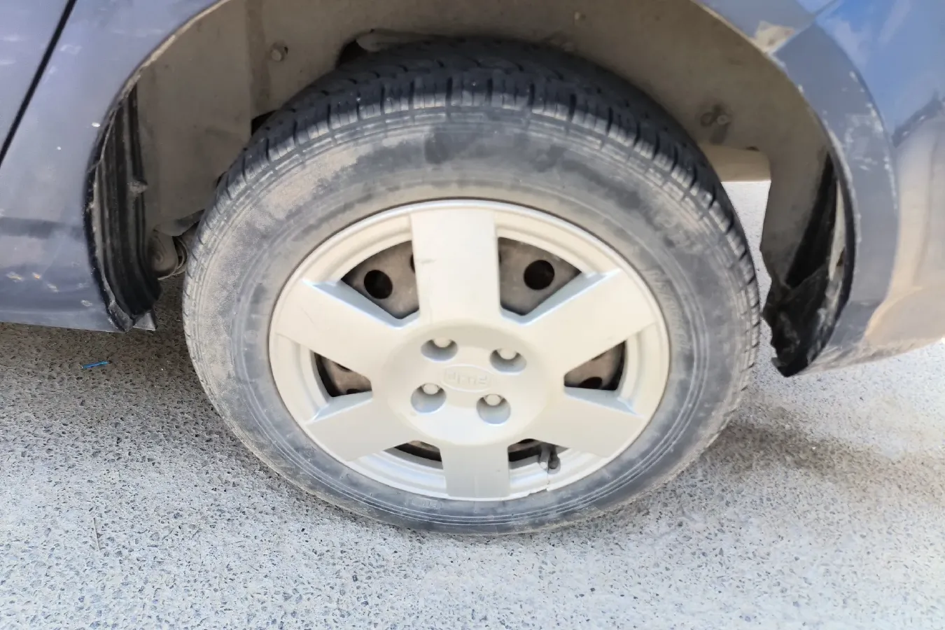 2011 BYD F3R 1.5L 107HP L4 5MT,autocango,china used car exporter,china ev exporter,chinese used car exporter,chinese used ev exporter