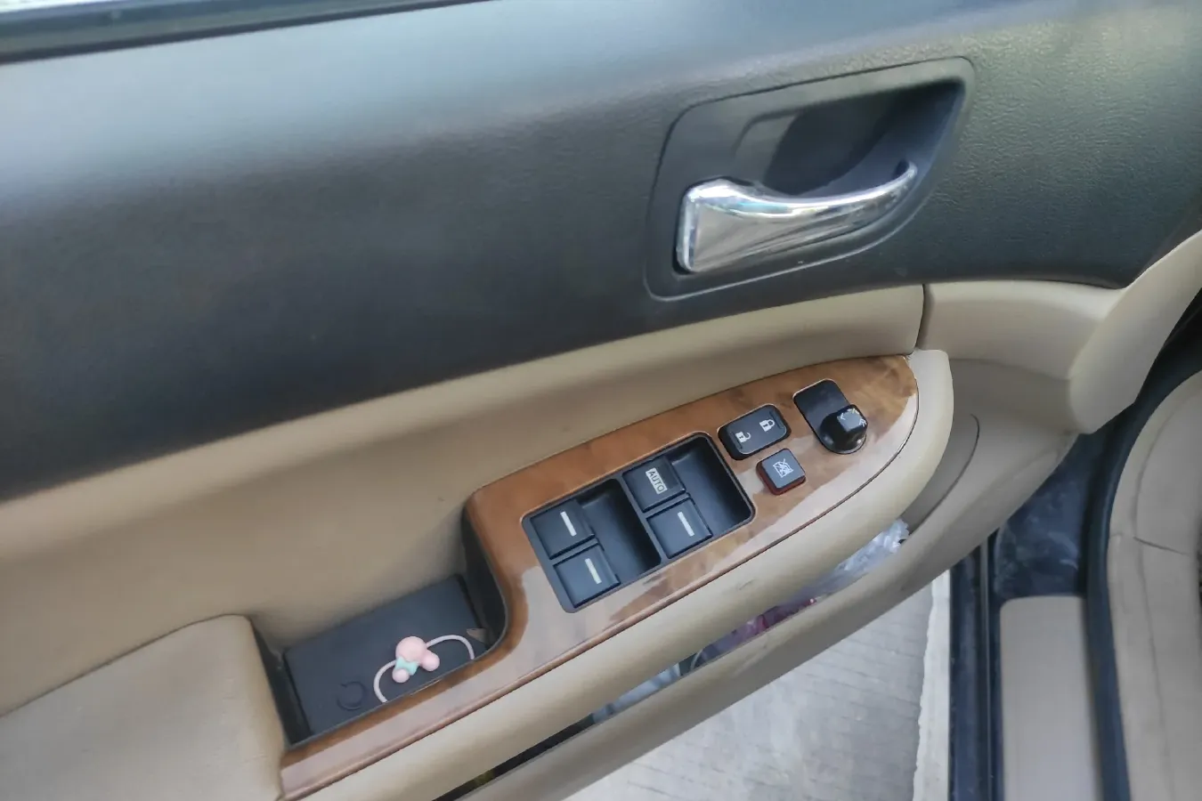 2010 BYD F6 2.4L 160HP L4 4AT,autocango,china used car exporter,china ev exporter,chinese used car exporter,chinese used ev exporter