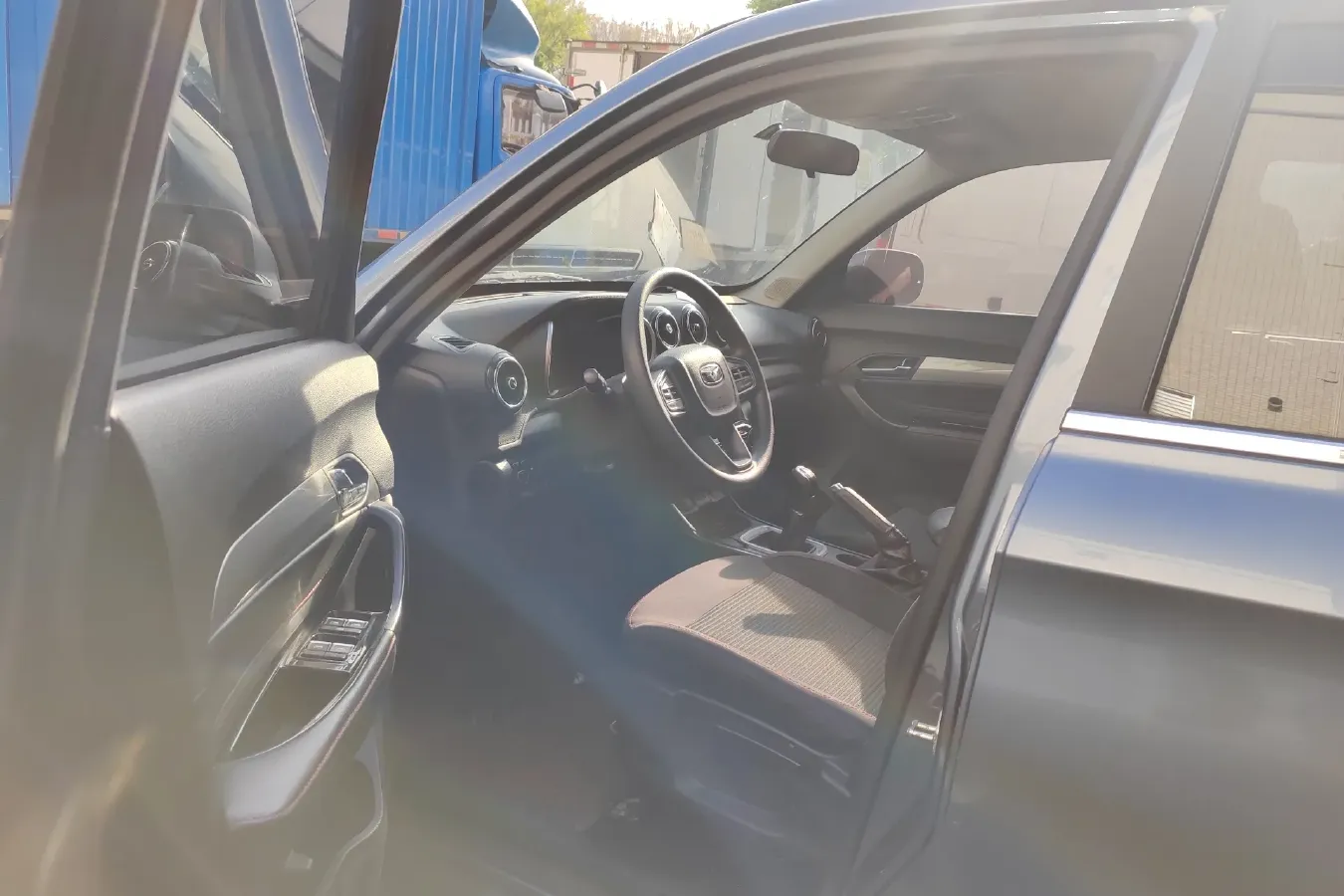 2019 KaiYi X3 1.5L 116HP L4 5MT,autocango,china used car exporter,china ev exporter,chinese used car exporter,chinese used ev exporter