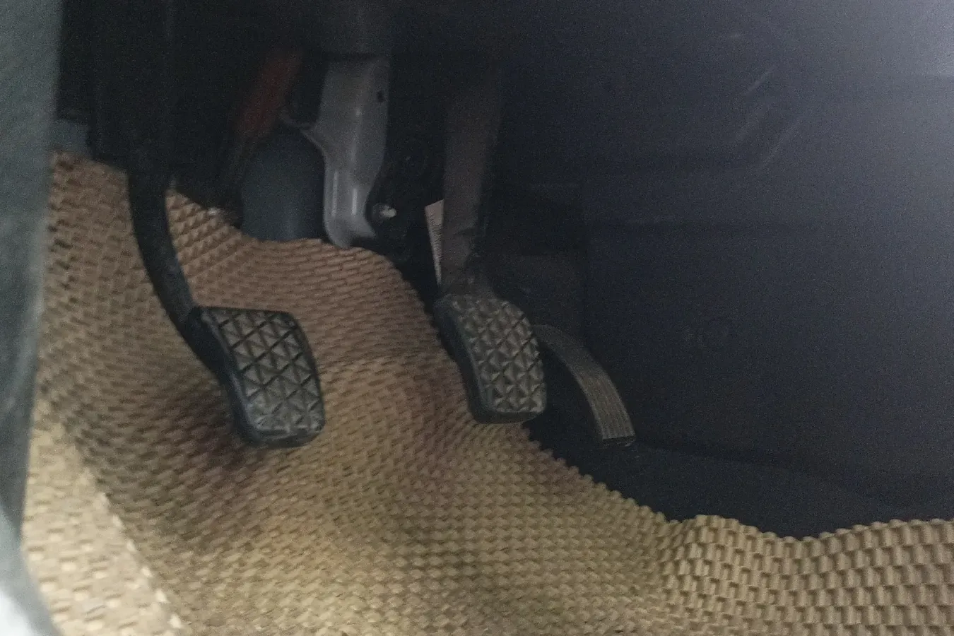 2016 BeiJing BJ20 1.5T 150HP L4 6MT,autocango,china used car exporter,china ev exporter,chinese used car exporter,chinese used ev exporter