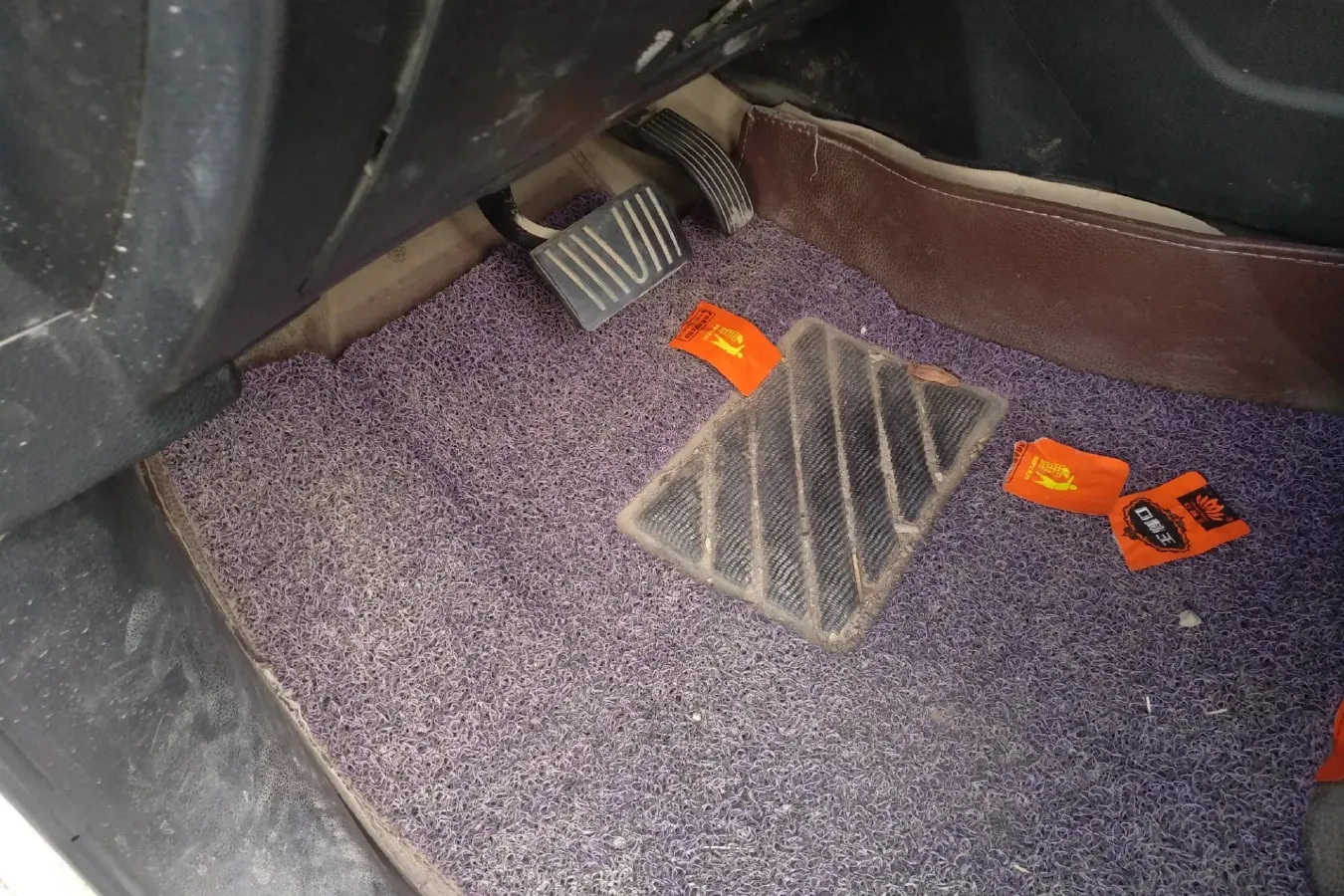 2016 Landwind X5 1.5T 150HP L4 CVT,autocango,china used car exporter,china ev exporter,chinese used car exporter,chinese used ev exporter