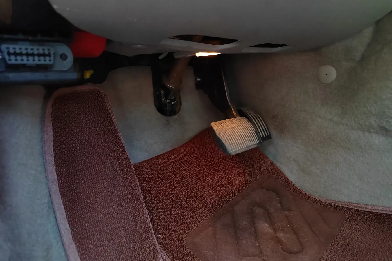 2011 Volvo S40 2.0L 141HP L4 6DCT,autocango,china used car exporter,china ev exporter,chinese used car exporter,chinese used ev exporter