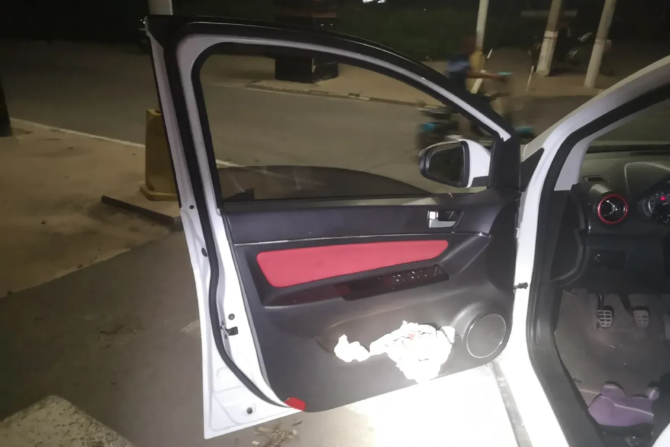 2015 BeiJing Auto Senova X25 1.5L 116HP L4 5MT,autocango,china used car exporter,china ev exporter,chinese used car exporter,chinese used ev exporter