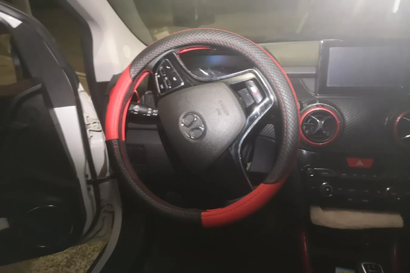 2015 BeiJing Auto Senova X25 1.5L 116HP L4 5MT,autocango,china used car exporter,china ev exporter,chinese used car exporter,chinese used ev exporter