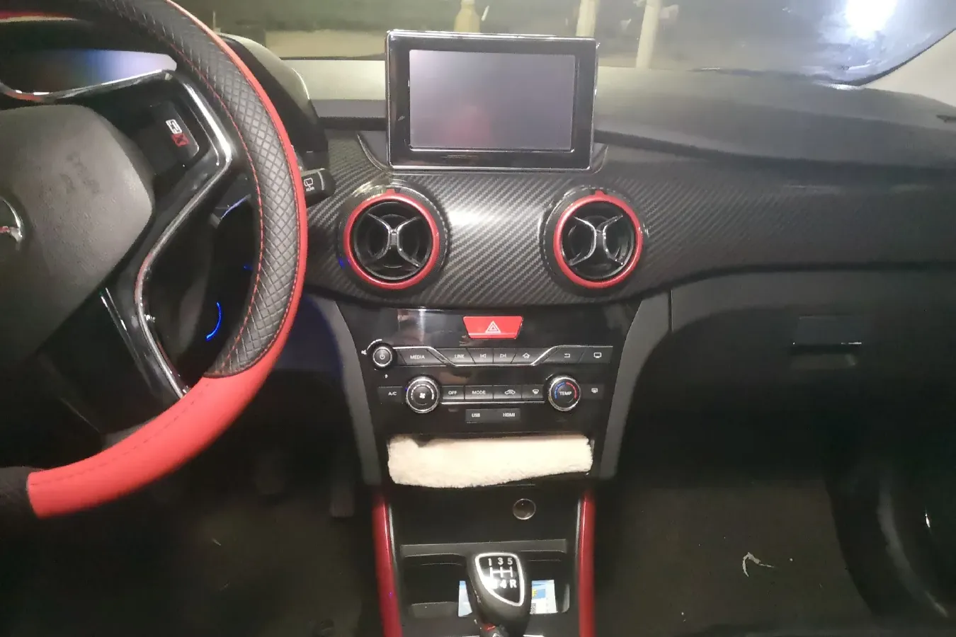 2015 BeiJing Auto Senova X25 1.5L 116HP L4 5MT,autocango,china used car exporter,china ev exporter,chinese used car exporter,chinese used ev exporter