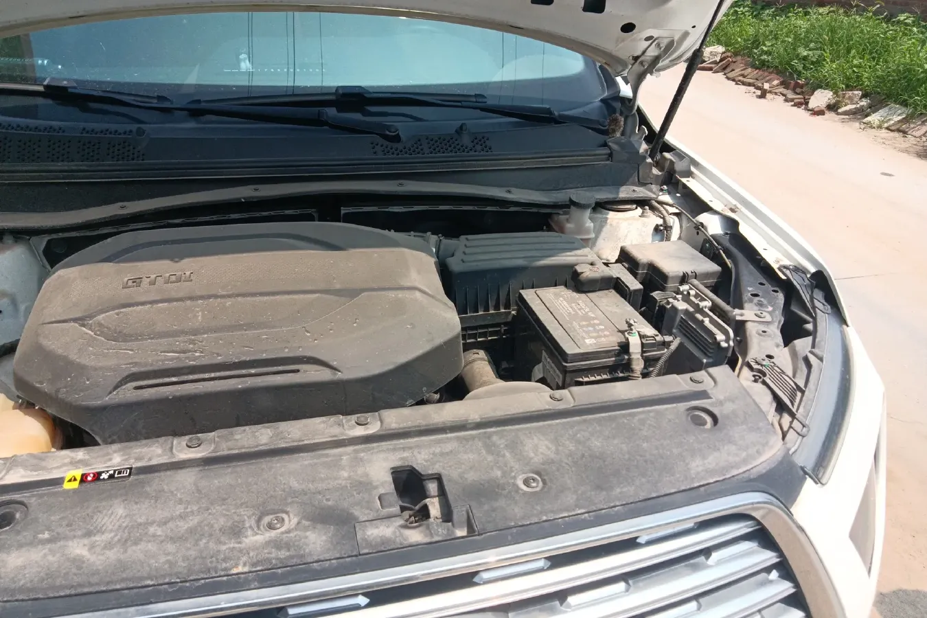 2020 Landwind RongYao 1.5T 163HP L4 7DCT,autocango,china used car exporter,china ev exporter,chinese used car exporter,chinese used ev exporter