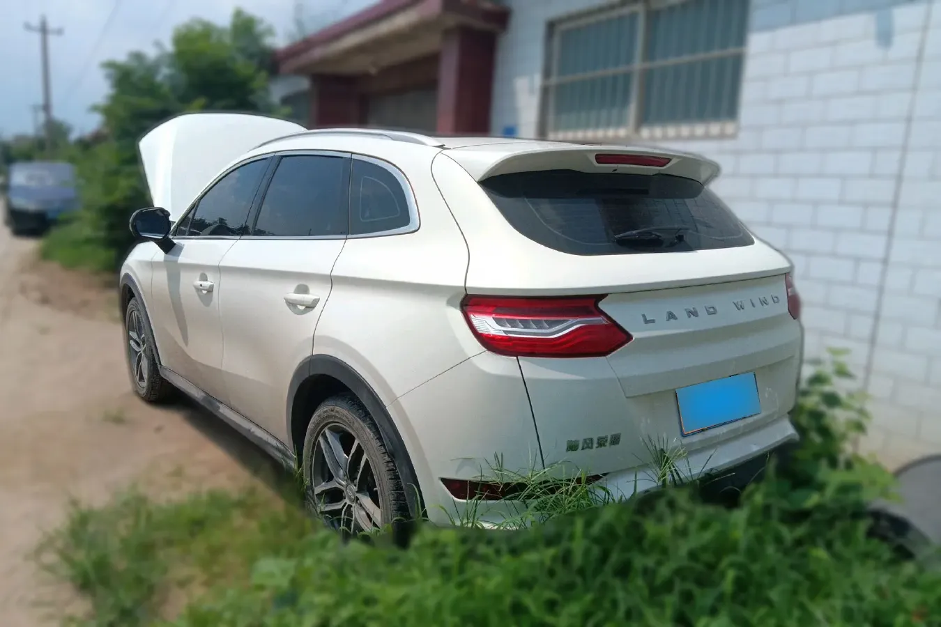 2020 Landwind RongYao 1.5T 163HP L4 7DCT,autocango,china used car exporter,china ev exporter,chinese used car exporter,chinese used ev exporter