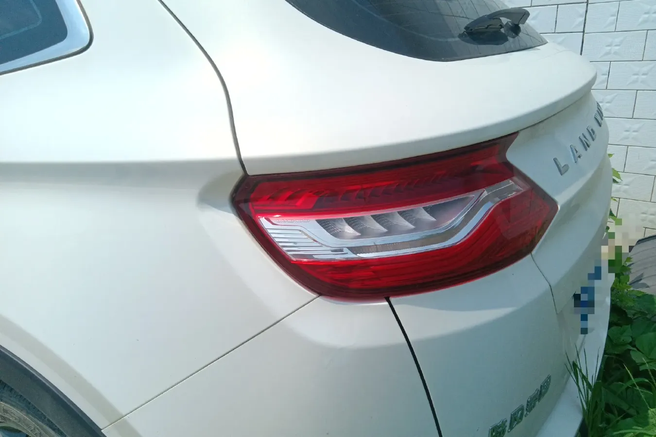 2020 Landwind RongYao 1.5T 163HP L4 7DCT,autocango,china used car exporter,china ev exporter,chinese used car exporter,chinese used ev exporter