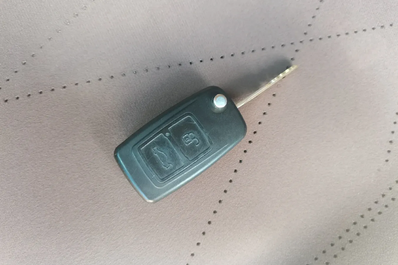 2011 Chery Tiggo 1.6L 126HP L4 5MT,autocango,china used car exporter,china ev exporter,chinese used car exporter,chinese used ev exporter