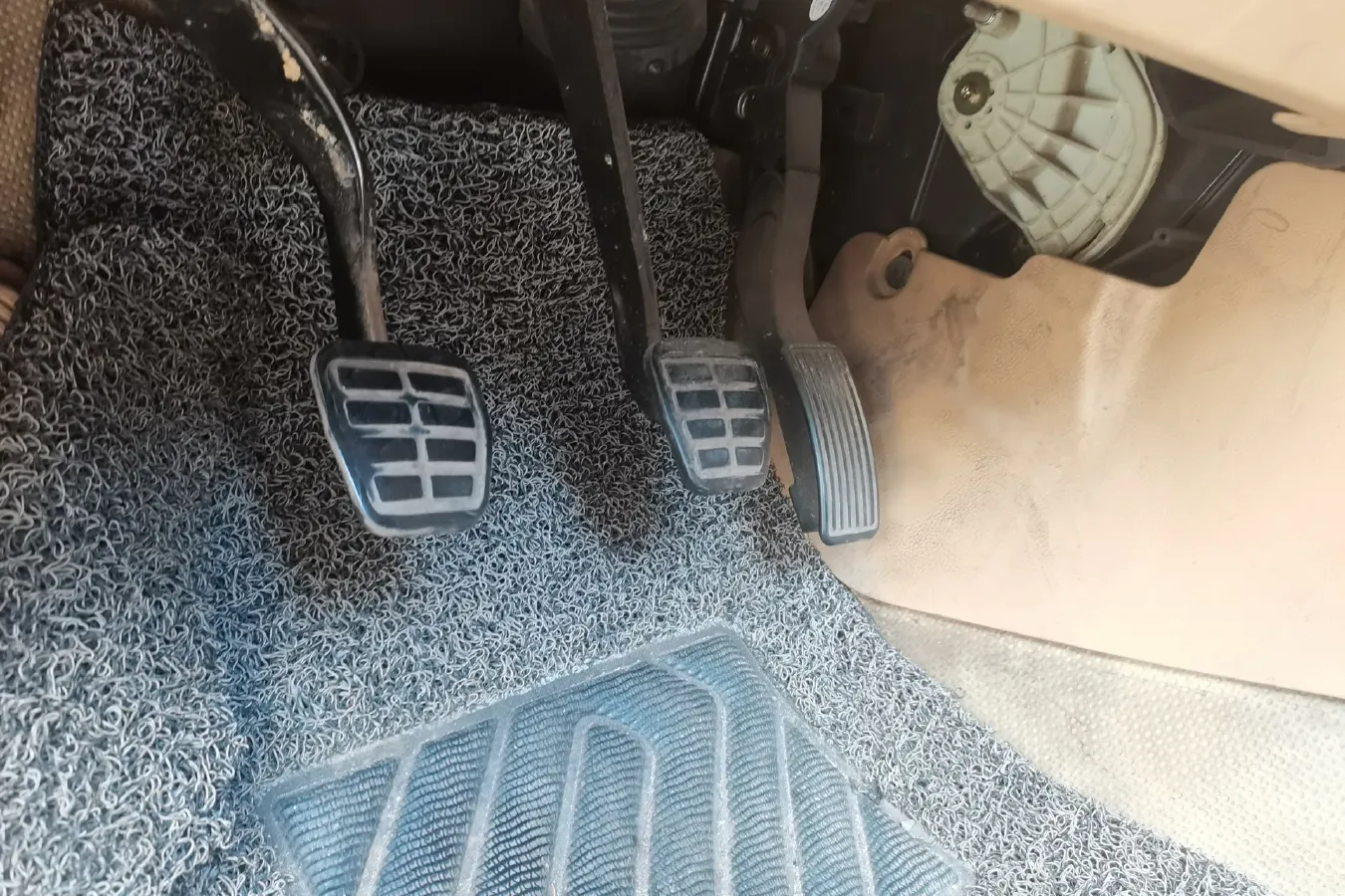 2011 Chery Tiggo 1.6L 126HP L4 5MT,autocango,china used car exporter,china ev exporter,chinese used car exporter,chinese used ev exporter