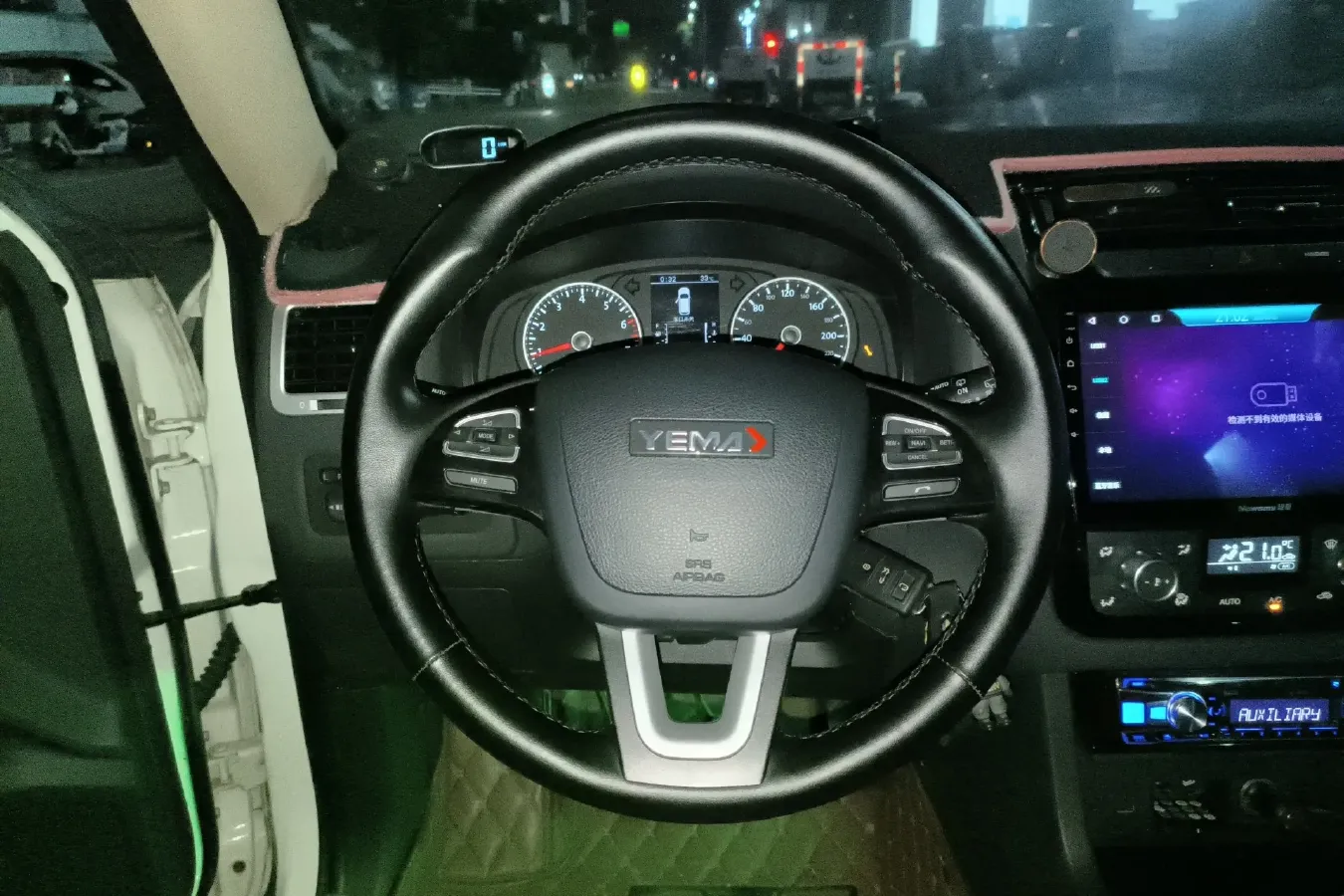2015 Yema T70 1.8L 133HP L4 5MT,autocango,china used car exporter,china ev exporter,chinese used car exporter,chinese used ev exporter