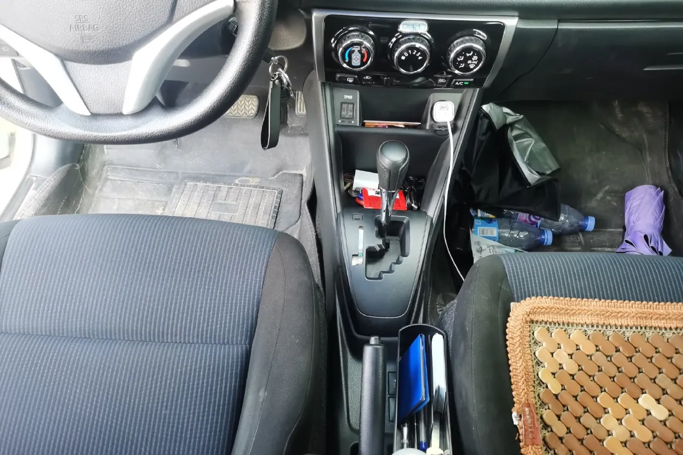 2016 Toyota Yaris L 1.5L 107HP L4 CVT,autocango,china used car exporter,china ev exporter,chinese used car exporter,chinese used ev exporter