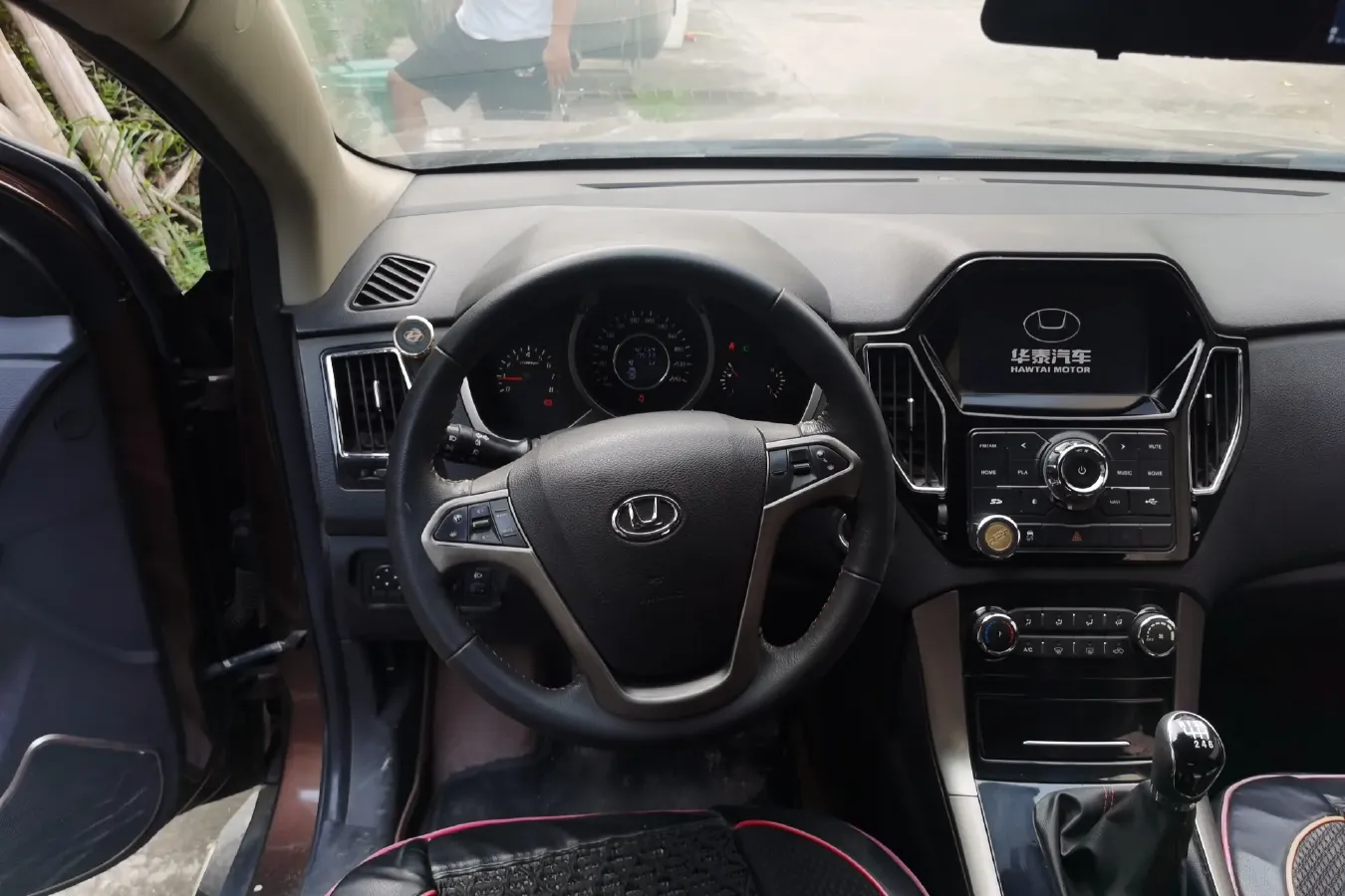 2016 HawTai Santafe 1.5T 156HP L4 6MT,autocango,china used car exporter,china ev exporter,chinese used car exporter,chinese used ev exporter