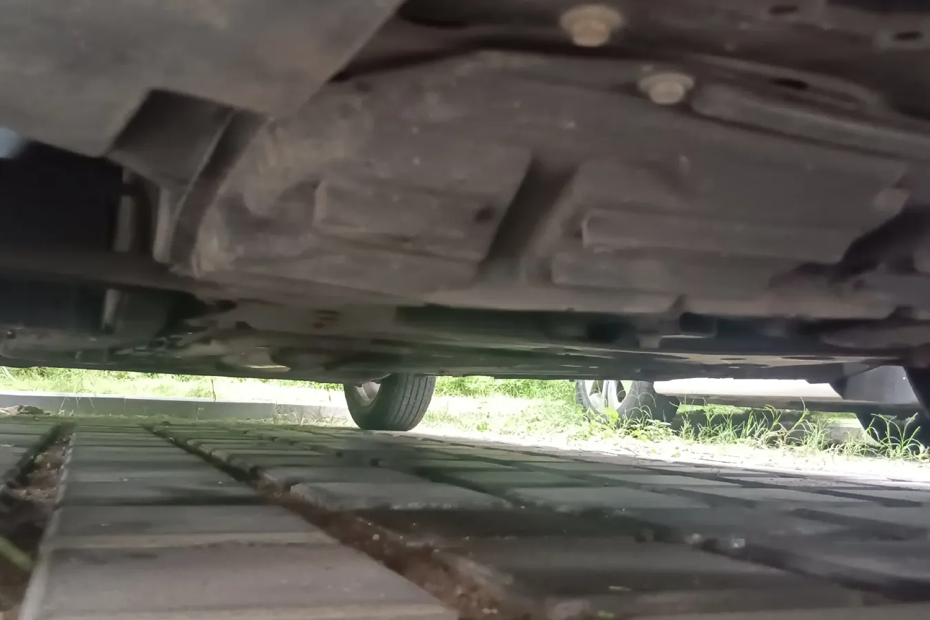 2012 Venucia R50 1.6L 117HP L4 4AT,autocango,china used car exporter,china ev exporter,chinese used car exporter,chinese used ev exporter