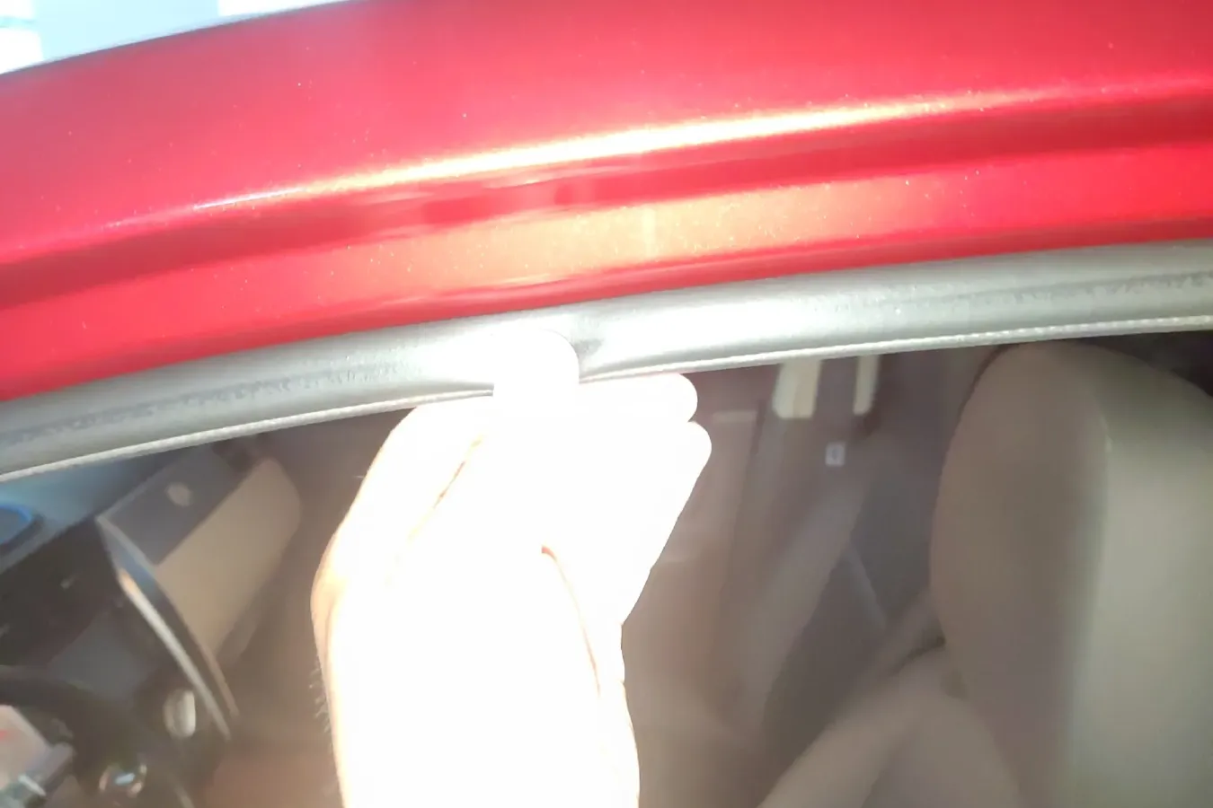 2015 Venucia R50 1.6L 117HP L4 5MT,autocango,china used car exporter,china ev exporter,chinese used car exporter,chinese used ev exporter