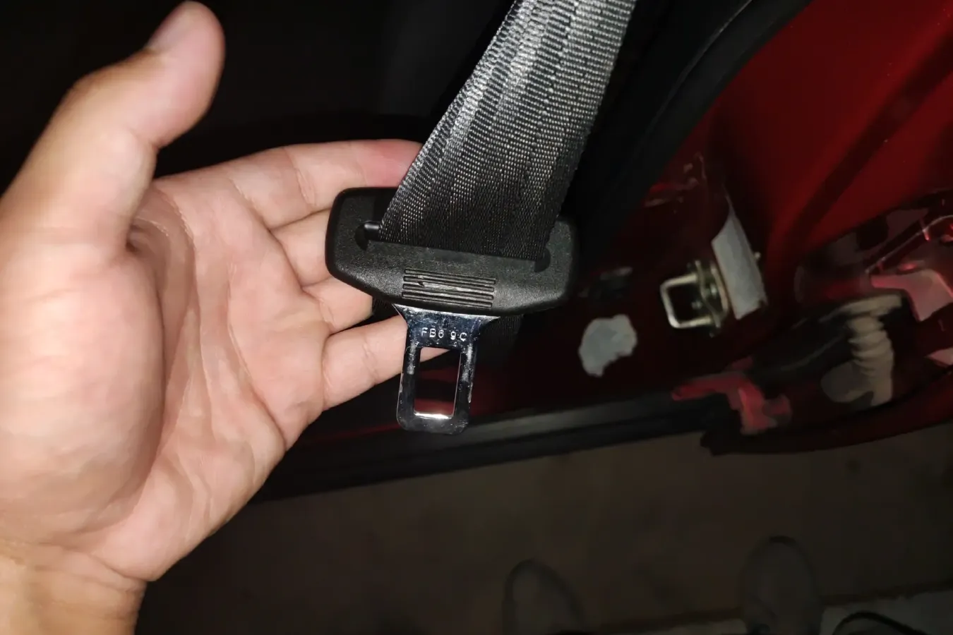 2015 Venucia R50 1.6L 117HP L4 5MT,autocango,china used car exporter,china ev exporter,chinese used car exporter,chinese used ev exporter