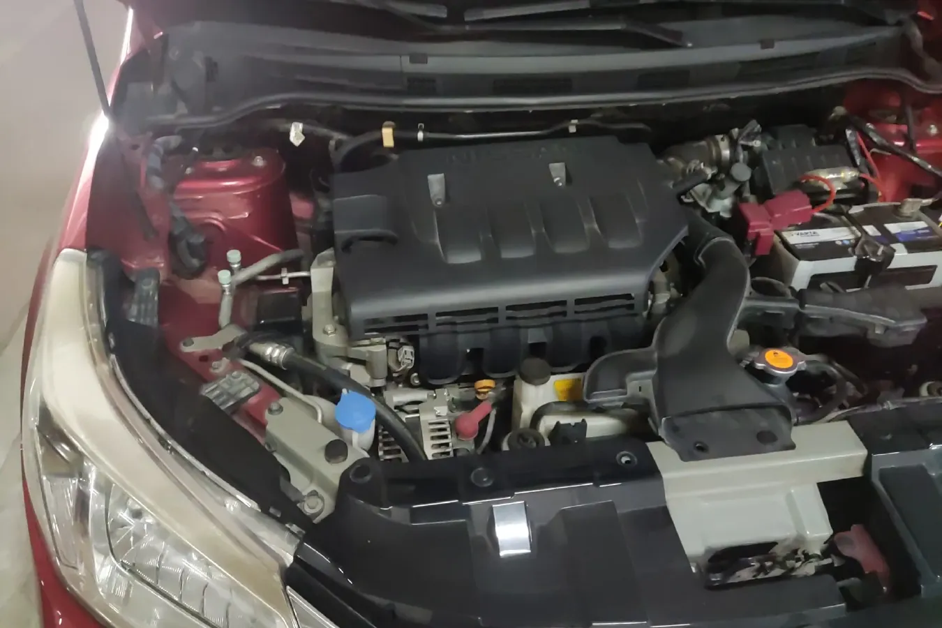 2015 Venucia R50 1.6L 117HP L4 5MT,autocango,china used car exporter,china ev exporter,chinese used car exporter,chinese used ev exporter