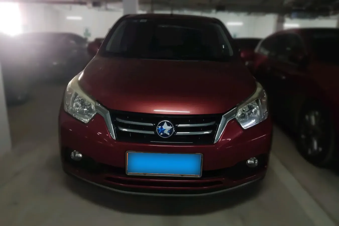 2015 Venucia R50 1.6L 117HP L4 5MT,autocango,china used car exporter,china ev exporter,chinese used car exporter,chinese used ev exporter