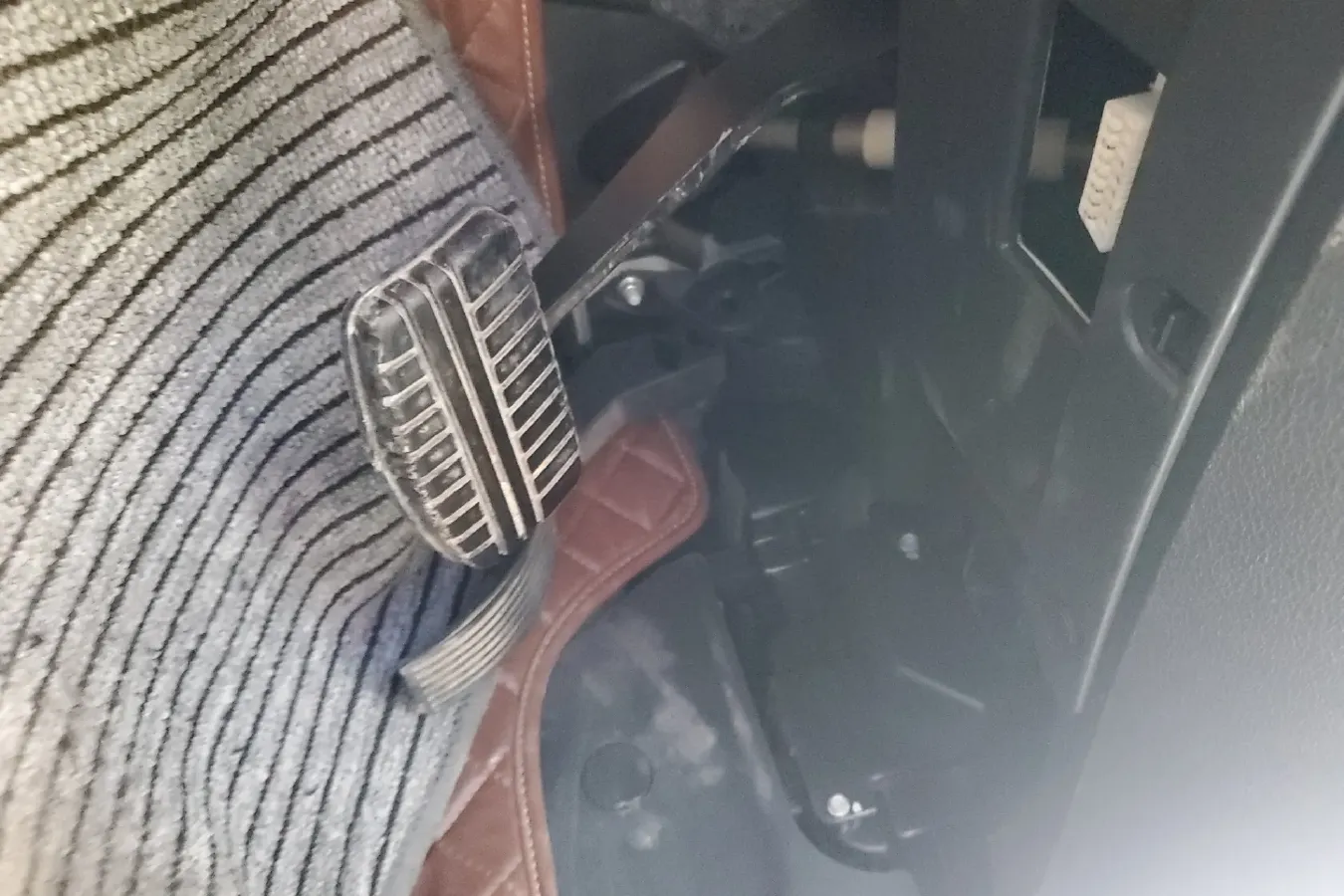 2015 BeiJing Auto Senova X65 2.0T 177HP L4 6AT,autocango,china used car exporter,china ev exporter,chinese used car exporter,chinese used ev exporter