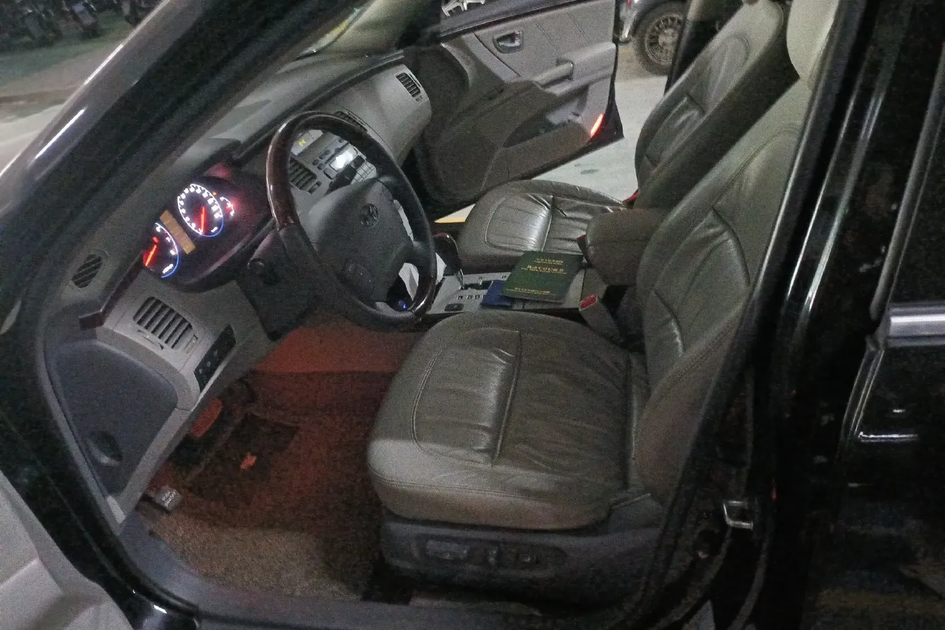 2006 Hyundai Azera 2.7L 192HP V6 5AT,autocango,china used car exporter,china ev exporter,chinese used car exporter,chinese used ev exporter