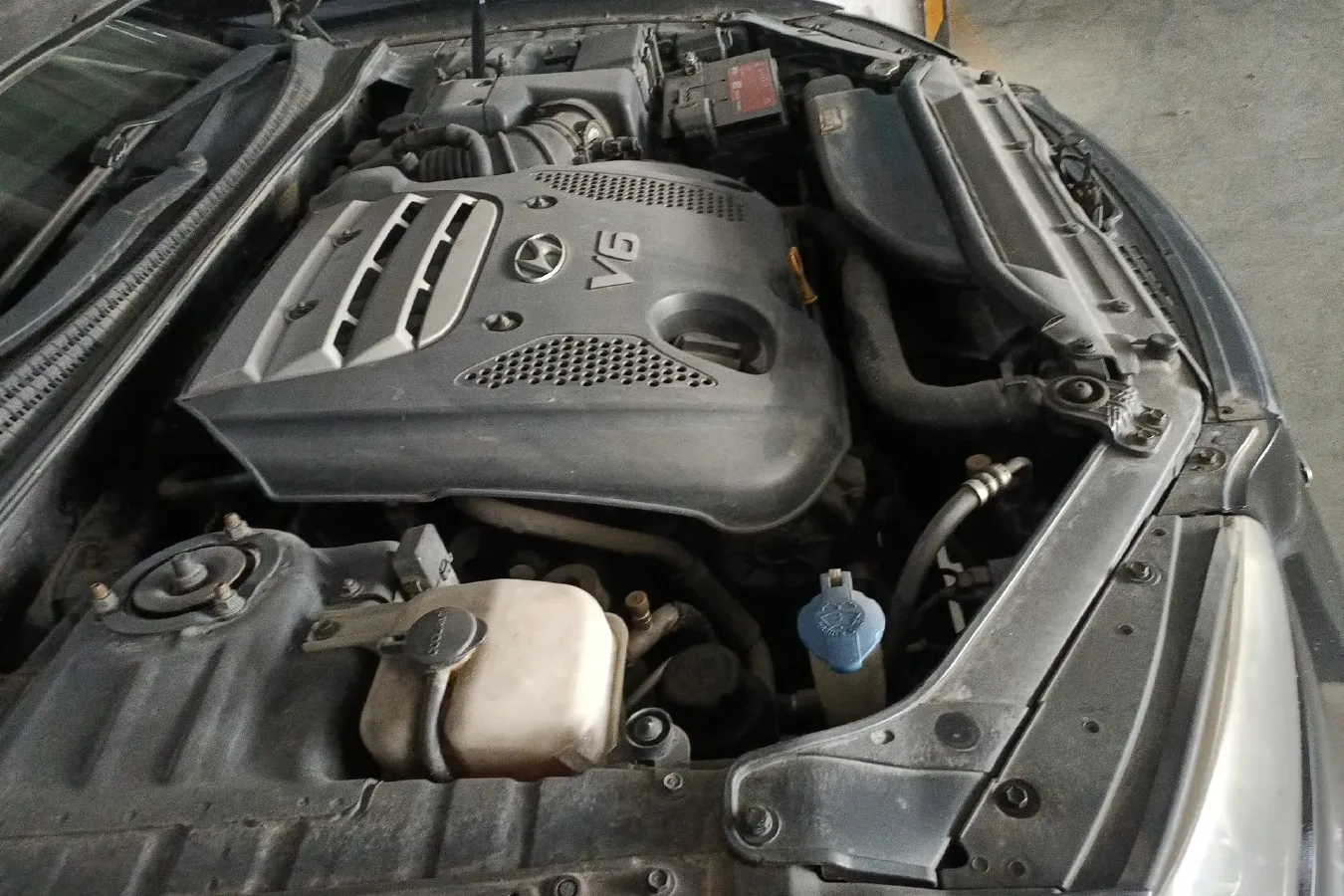 2006 Hyundai Azera 2.7L 192HP V6 5AT,autocango,china used car exporter,china ev exporter,chinese used car exporter,chinese used ev exporter