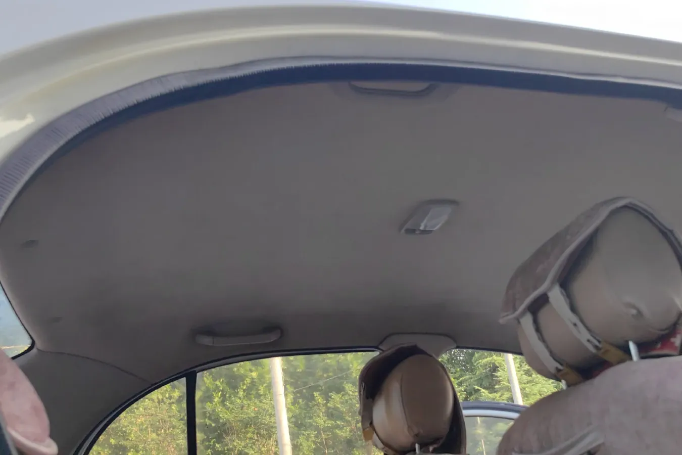 2009 FAW Vita 1.5L 102HP L4 5MT,autocango,china used car exporter,china ev exporter,chinese used car exporter,chinese used ev exporter