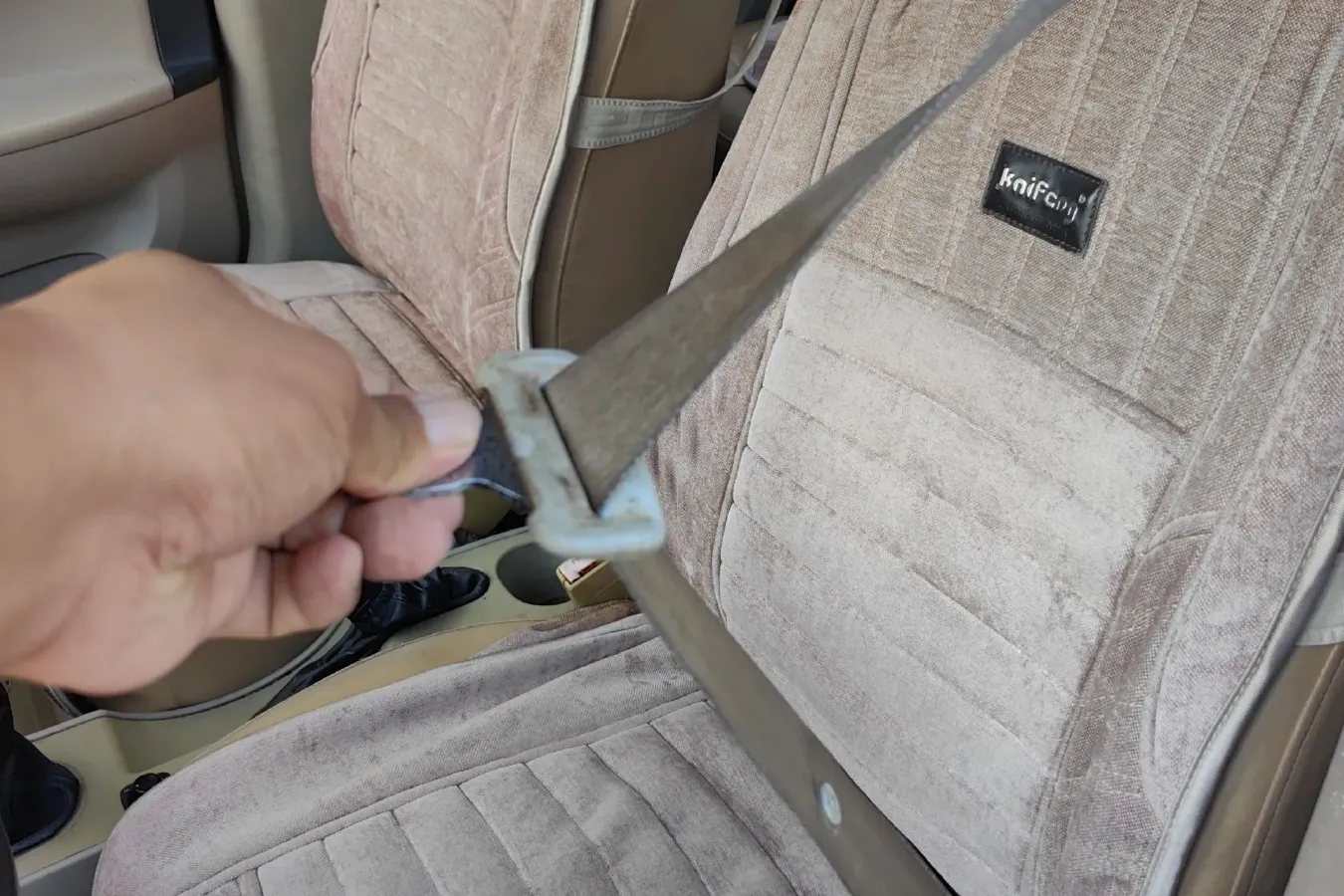 2009 FAW Vita 1.5L 102HP L4 5MT,autocango,china used car exporter,china ev exporter,chinese used car exporter,chinese used ev exporter