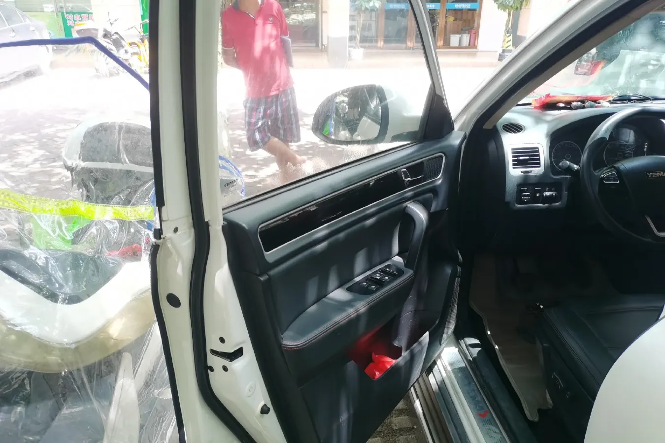 2016 Yema T70 1.8L 136HP L4 5MT,autocango,china used car exporter,china ev exporter,chinese used car exporter,chinese used ev exporter