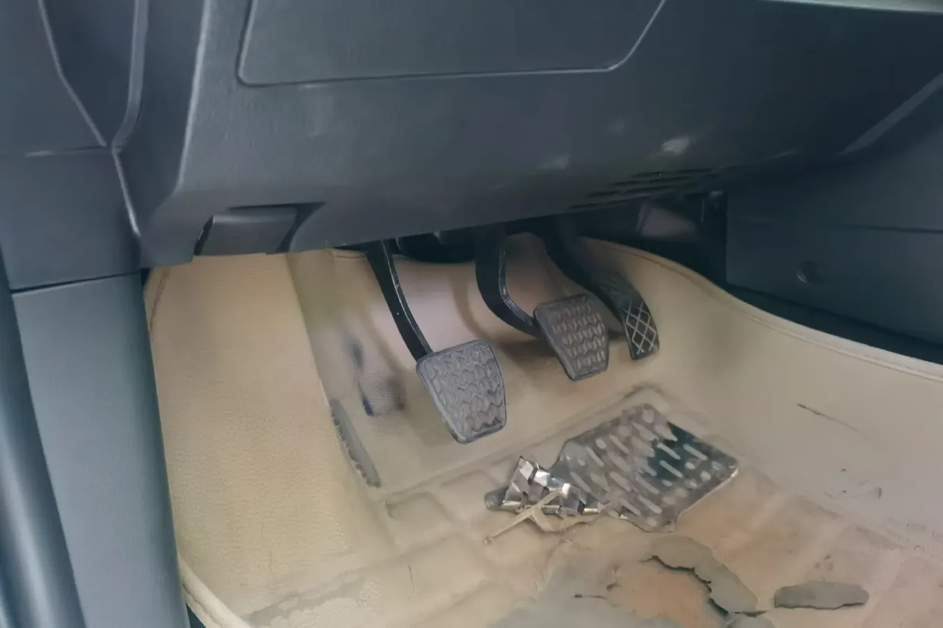 2016 Yema T70 1.8L 136HP L4 5MT,autocango,china used car exporter,china ev exporter,chinese used car exporter,chinese used ev exporter