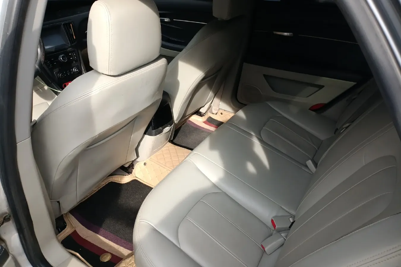 2015 BeiJing Auto Senova D50 1.5L 113HP L4 5MT,autocango,china used car exporter,china ev exporter,chinese used car exporter,chinese used ev exporter