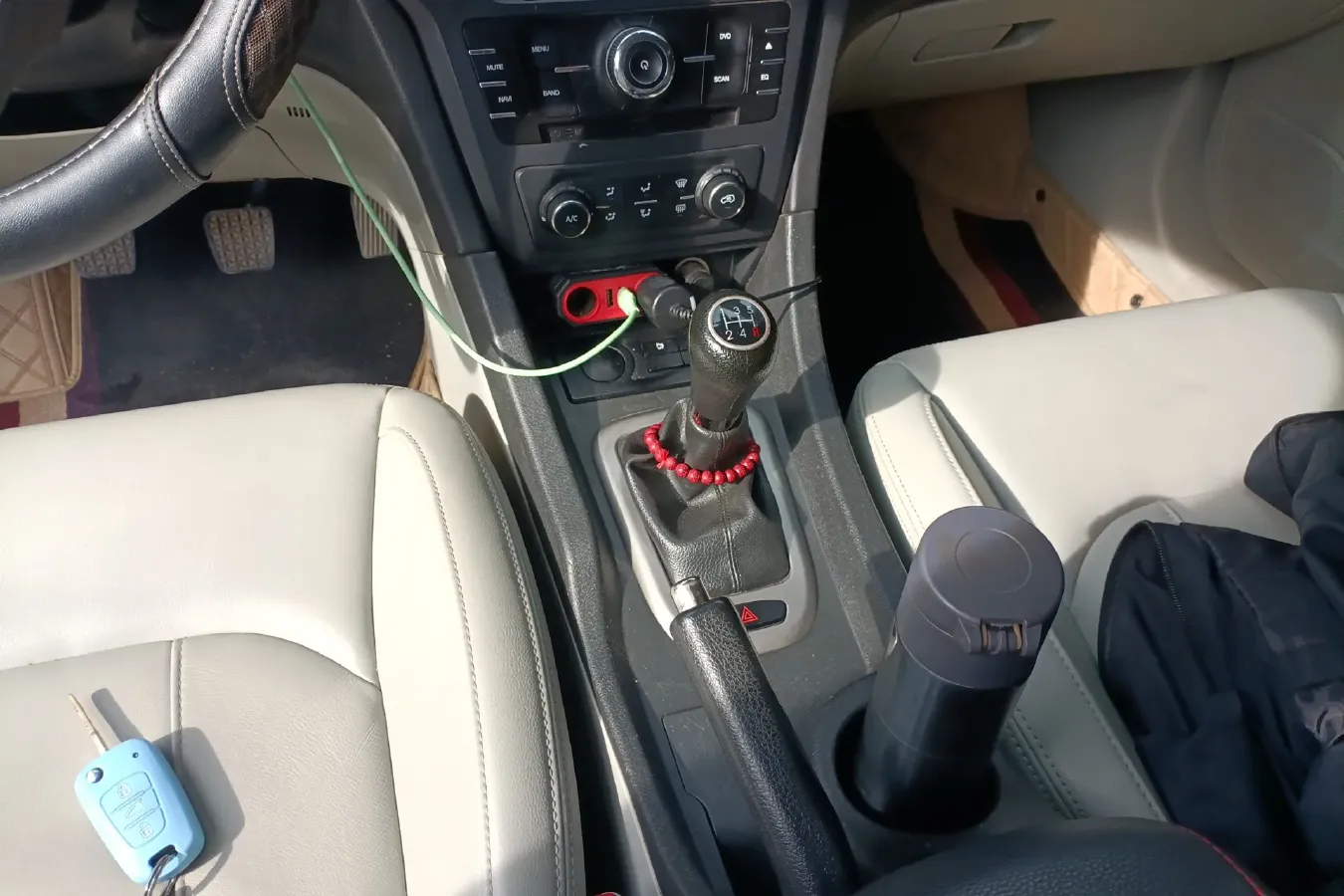 2015 BeiJing Auto Senova D50 1.5L 113HP L4 5MT,autocango,china used car exporter,china ev exporter,chinese used car exporter,chinese used ev exporter