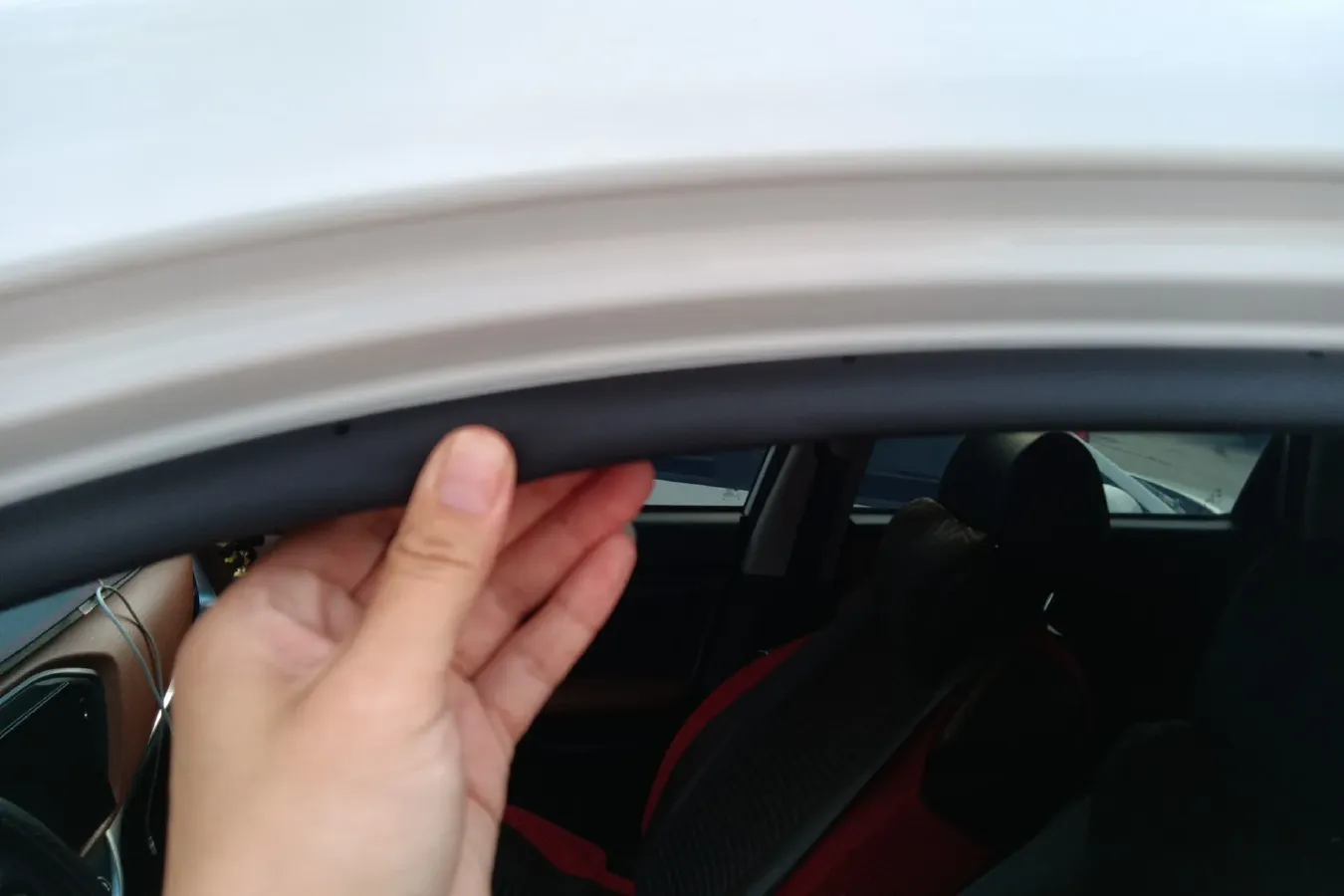 2017 Landwind X2 1.6L 125HP L4 5MT,autocango,china used car exporter,china ev exporter,chinese used car exporter,chinese used ev exporter