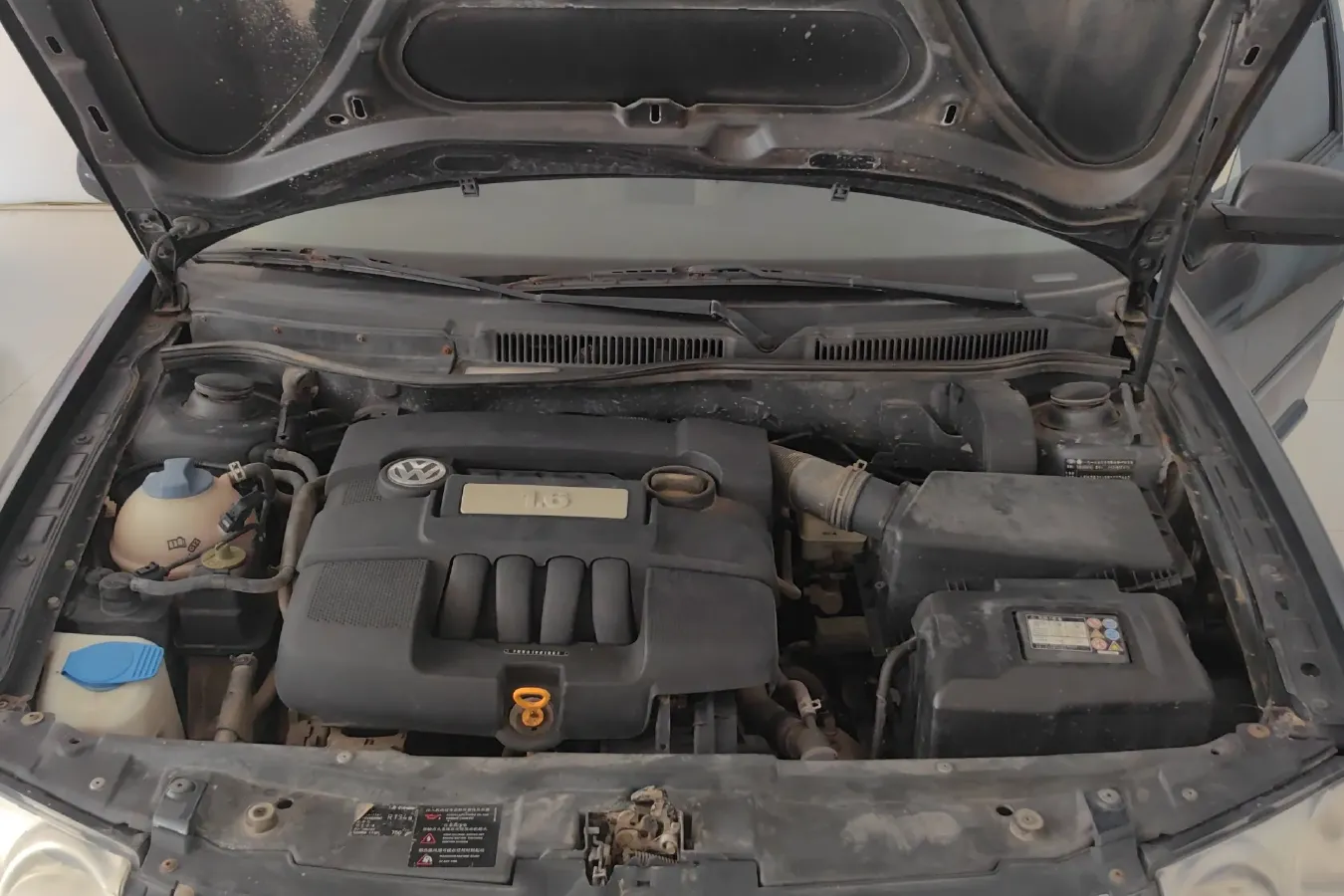 2006 Volkswagen Bora Classic 1.6L 100HP L4 4AT,autocango,china used car exporter,china ev exporter,chinese used car exporter,chinese used ev exporter